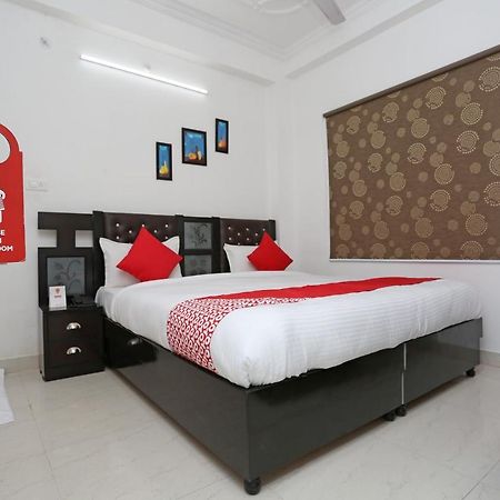Oyo 11306 Ss Hotel Gorakhpur Exteriér fotografie