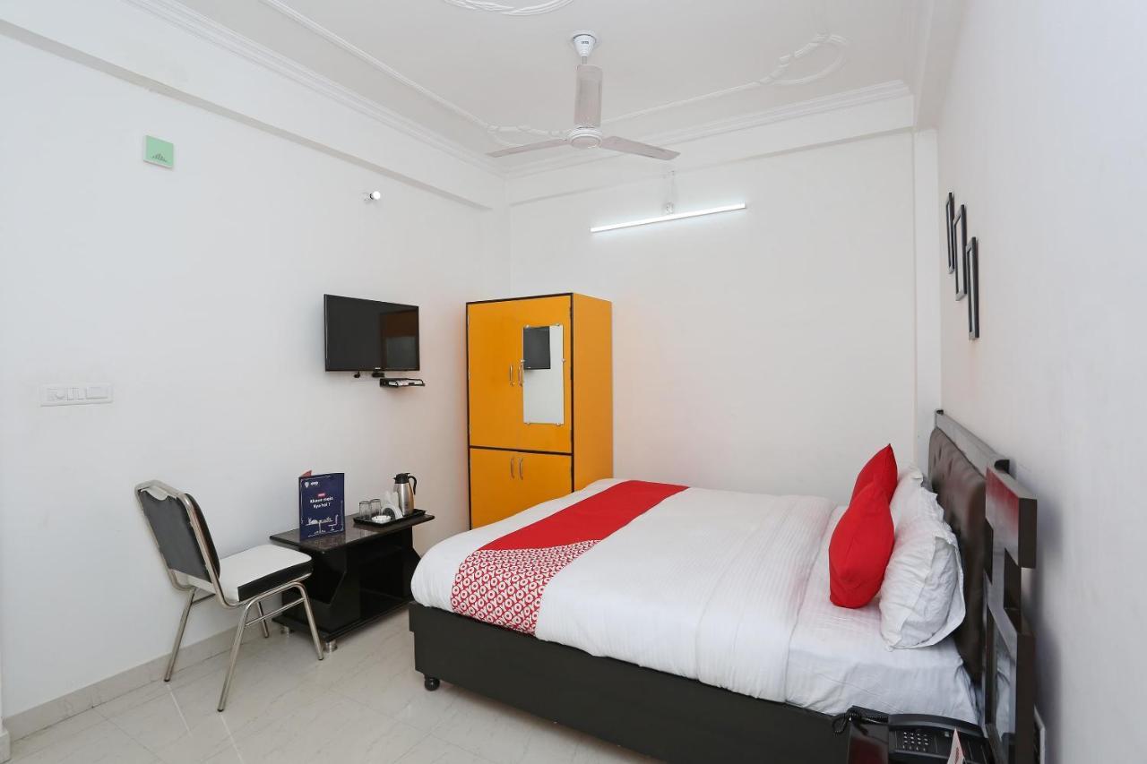 Oyo 11306 Ss Hotel Gorakhpur Exteriér fotografie